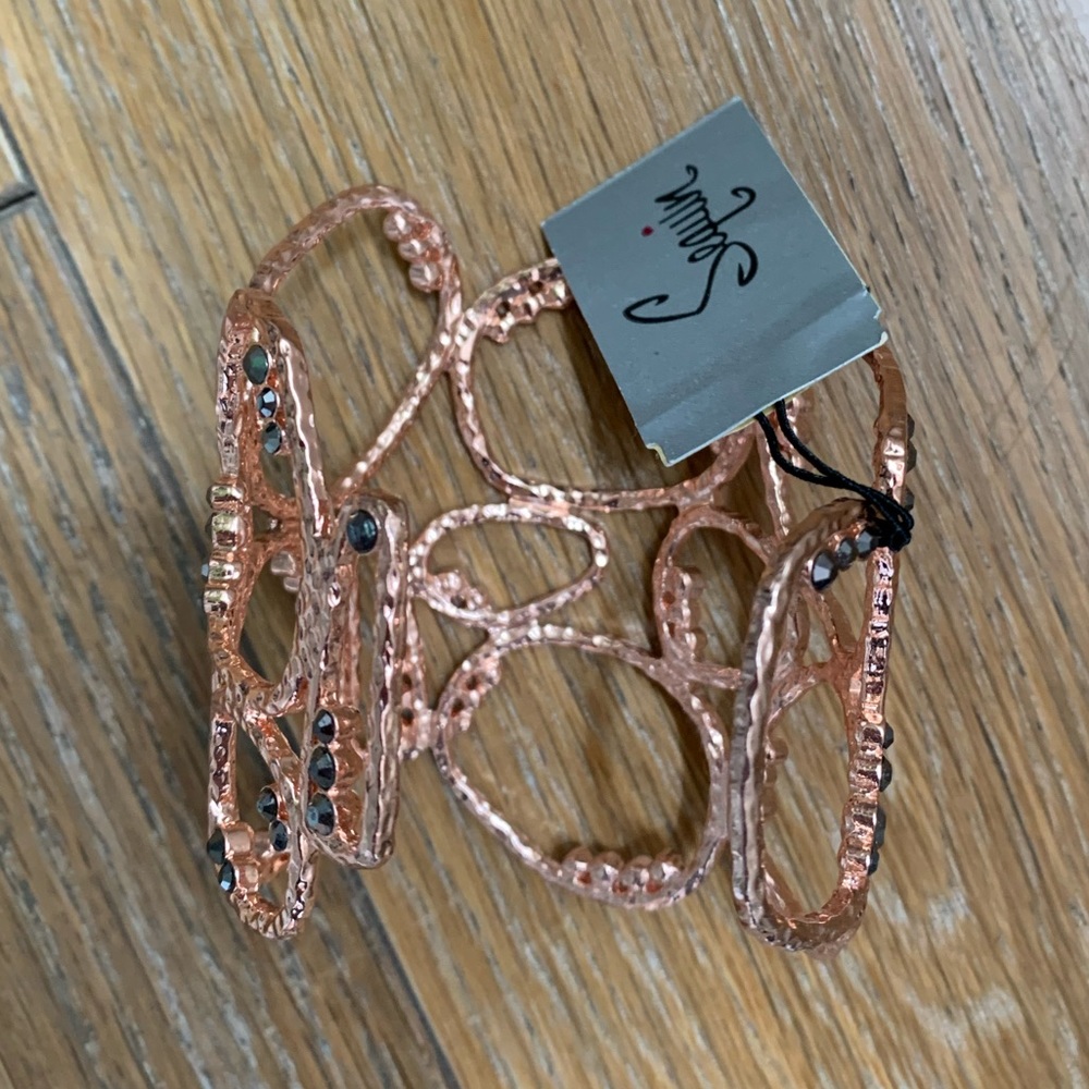 Bracelet